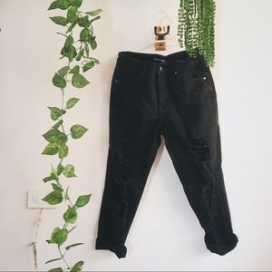 Ripped Boyfriend Jeans